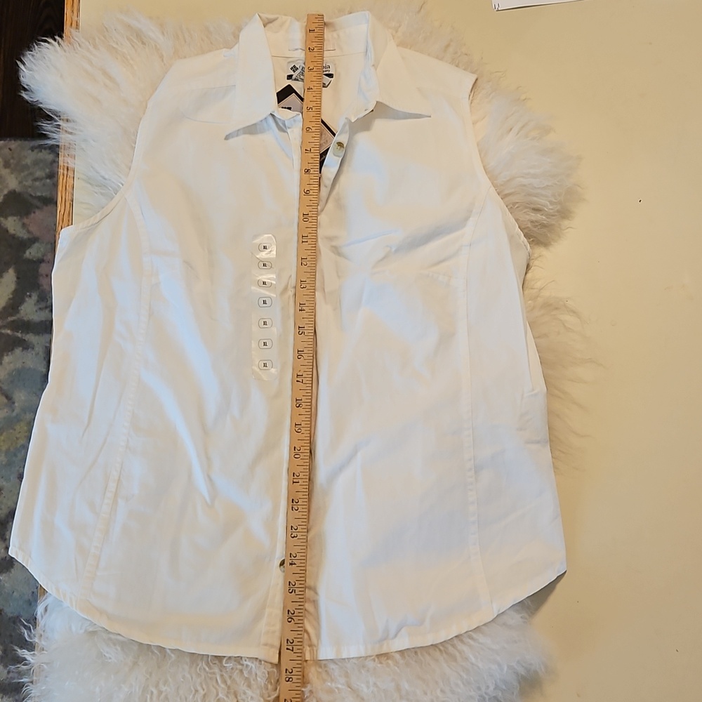 Women’s Columbia sleeveless shirt - NWT - Picture 8 of 8